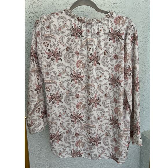 Loft Women's Beautiful Blouse - Delicate Print, Size Small Cream Pink - Picture 3 of 10